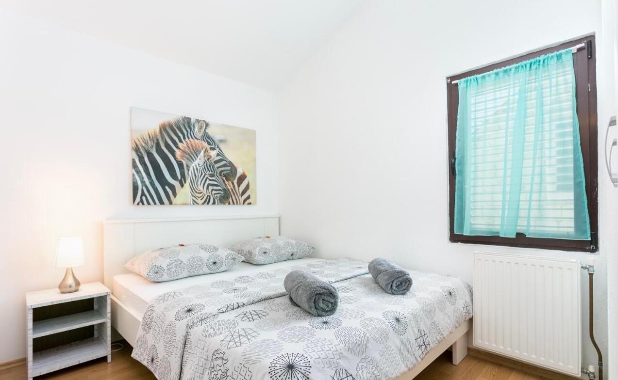 Apartman Bella Τρογκίρ Εξωτερικό φωτογραφία