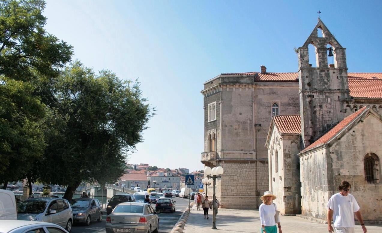 Apartman Bella Τρογκίρ Εξωτερικό φωτογραφία