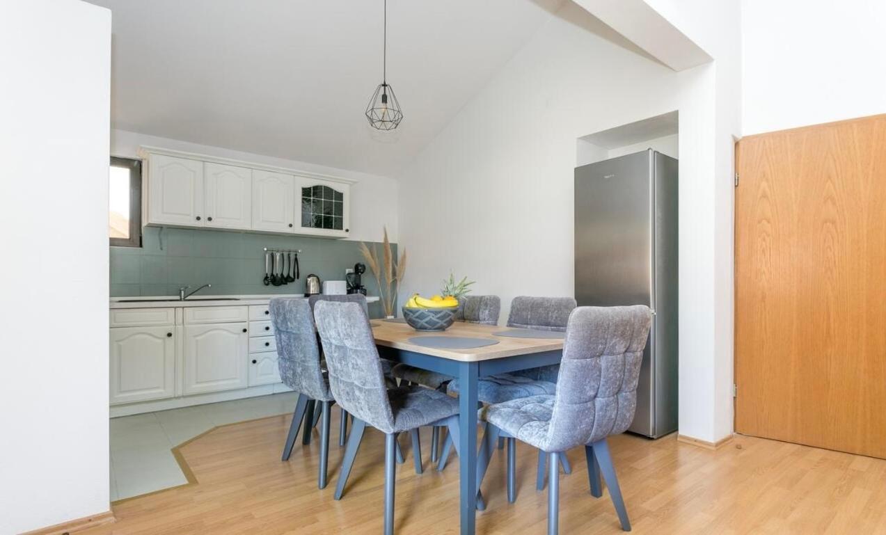 Apartman Bella Τρογκίρ Εξωτερικό φωτογραφία